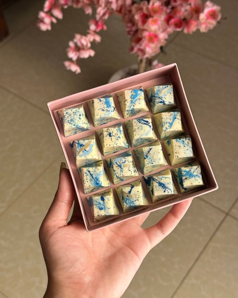 16 bonbons